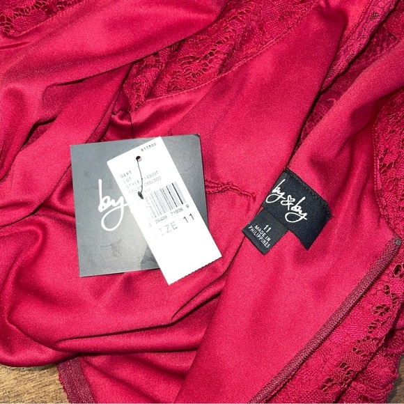 New- By & By Red Lace Dress Junior Size 11 - Picture 4 of 5